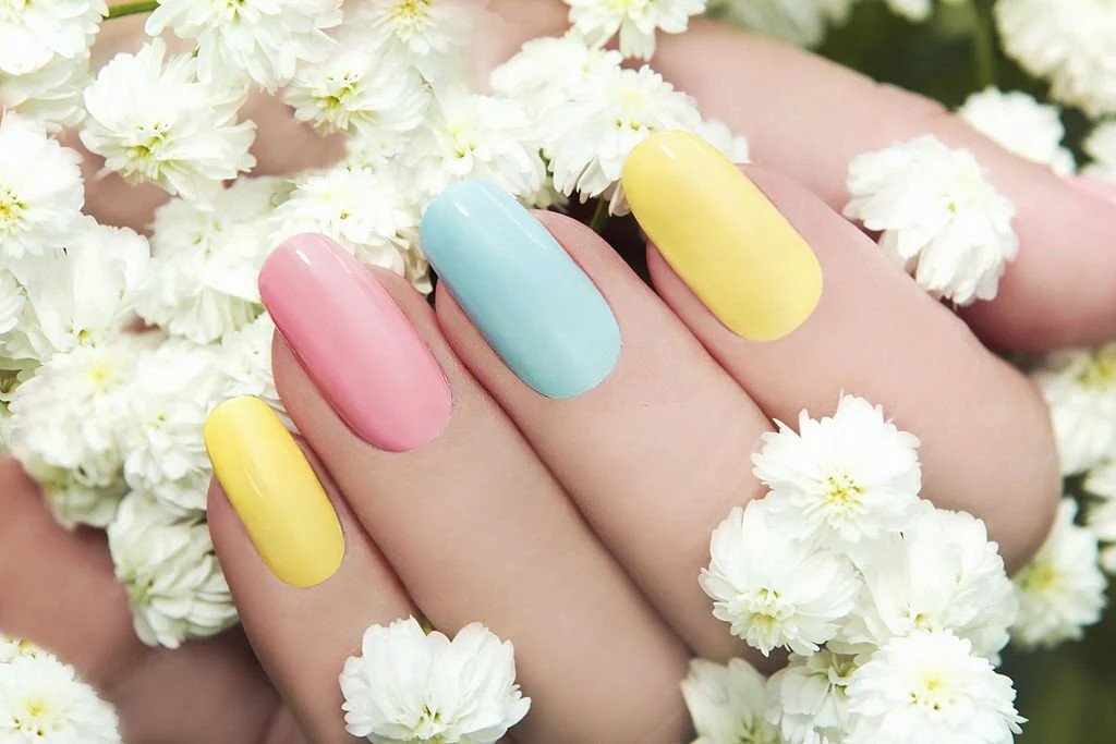 Chăm sóc móng chuyên nghiệp tại Charmy - tiệm nail Sala